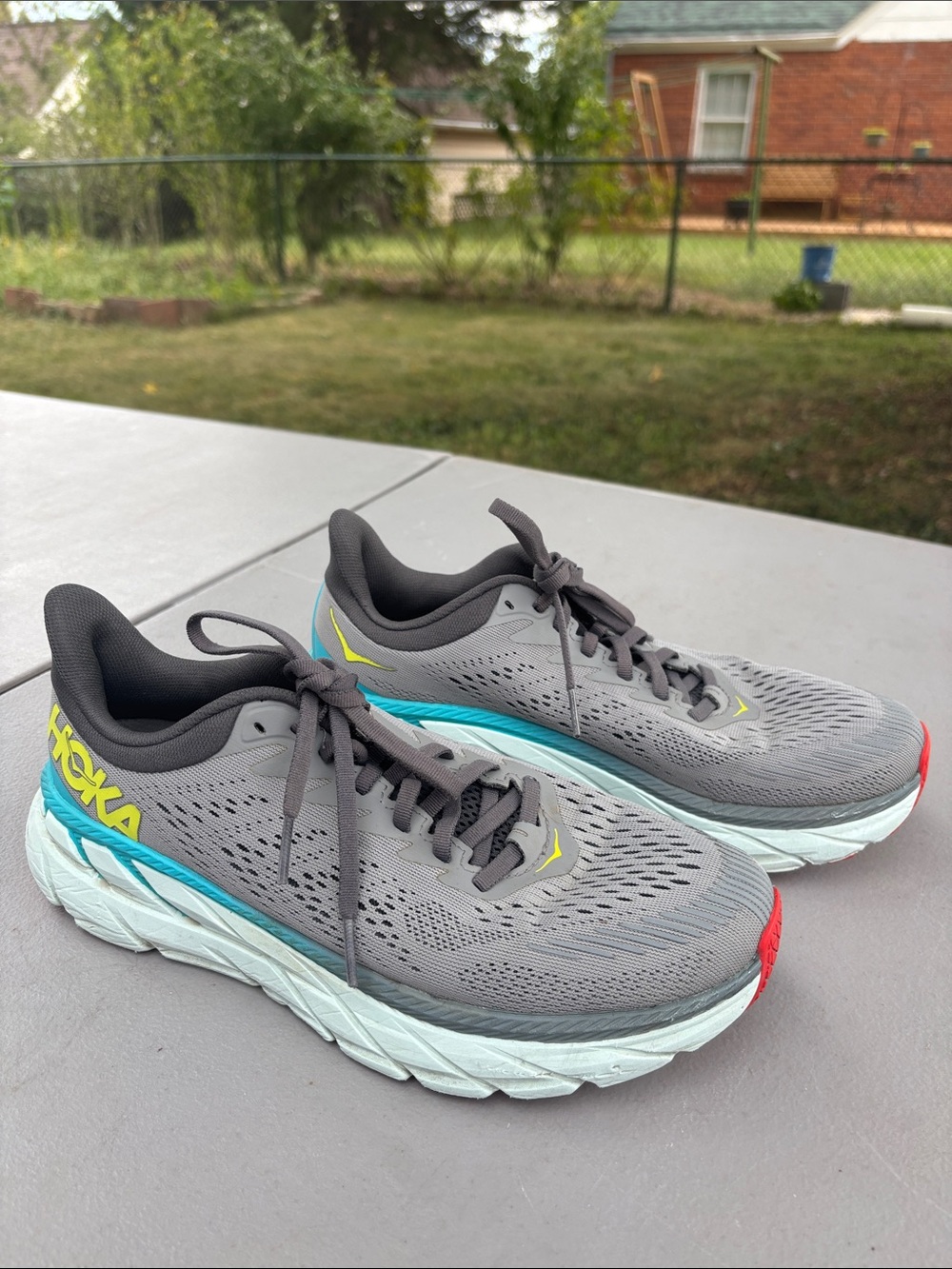 Hoka Clifton 7 Men's Gray Running Shoes with Teal & Yellow Accents